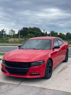 2016 Dodge Charger SXT