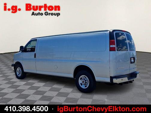 Quicksilver Metallic 2019 GMC Savana 2500 Work Van