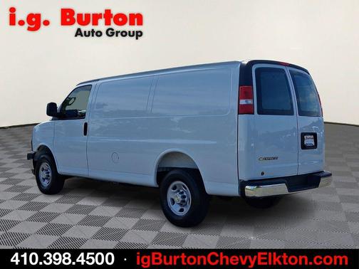 Summit White 2026 Chevrolet Express 2500 Work Van