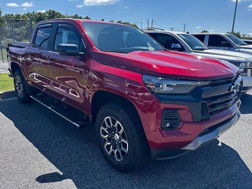 Radiant Red 2025 Chevrolet Colorado Z71