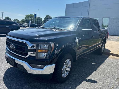 Black Metallic 2023 Ford F-150 XLT