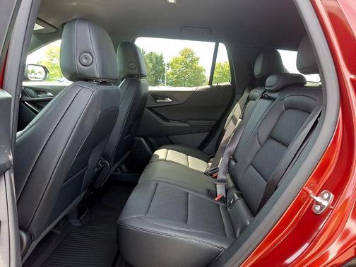 Radiant Red 2027 Chevrolet Equinox LT