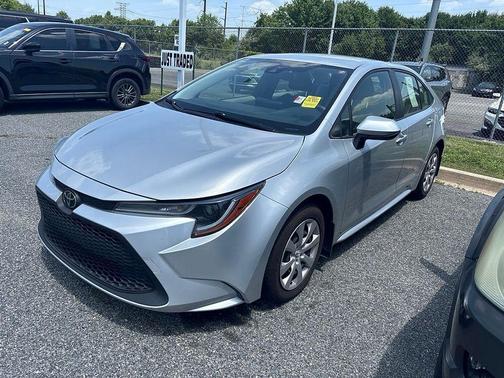 Classic Silver Metallic 2022 Toyota Corolla LE