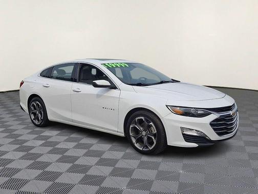 Summit White 2023 Chevrolet Malibu LT