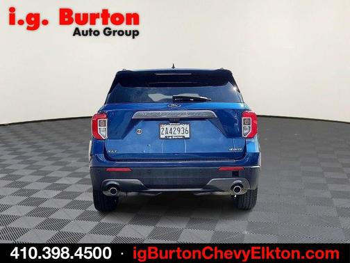 Blue Metallic 2022 Ford Explorer XLT