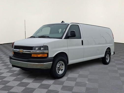 2025 Chevrolet Express 2500 Work Van