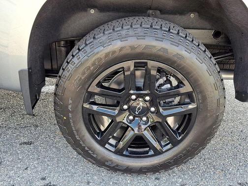 Sterling Gray Metallic 2026 Chevrolet Silverado 1500 RST