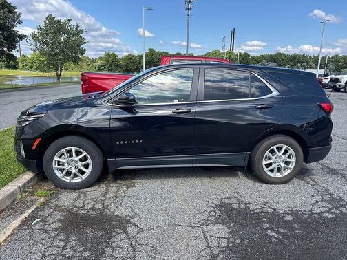 Black Metallic 2023 Chevrolet Equinox 1LT