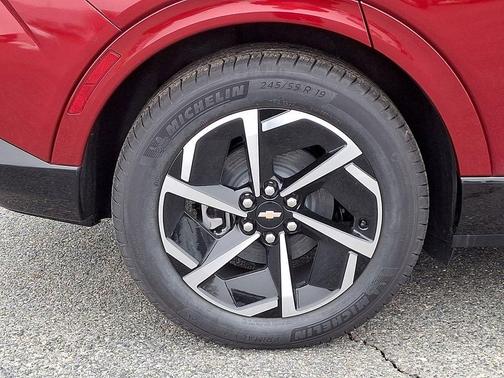 2025 Chevrolet Equinox EV LT 2