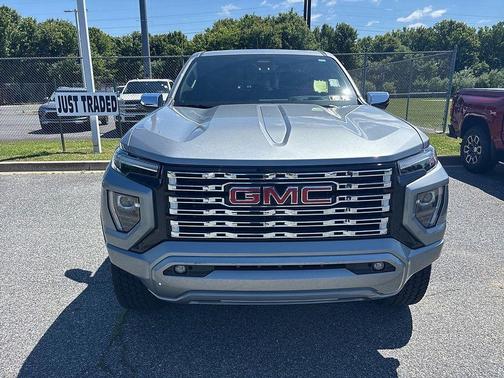 Sterling 2024 GMC Canyon Denali