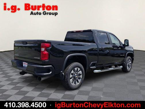 Black 2026 Chevrolet Silverado 2500 Custom