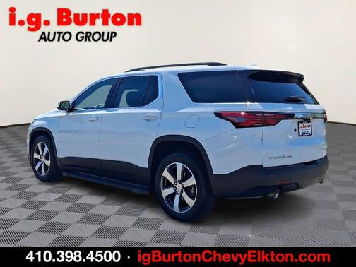 Summit White 2023 Chevrolet Traverse LT Leather