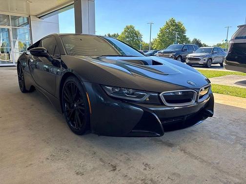 Gray Metallic 2017 BMW i8 Base