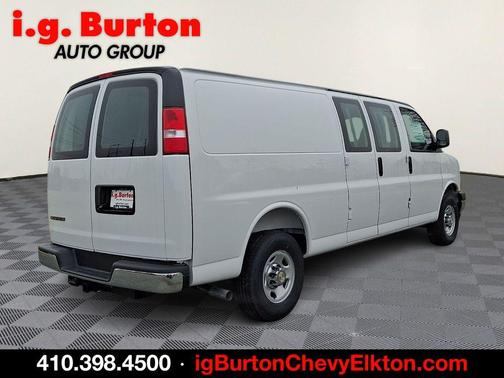 2025 Chevrolet Express 2500 Work Van