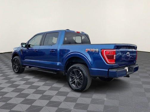 Blue Metallic 2022 Ford F-150 XLT