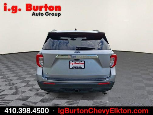 Silver Metallic 2022 Ford Explorer XLT
