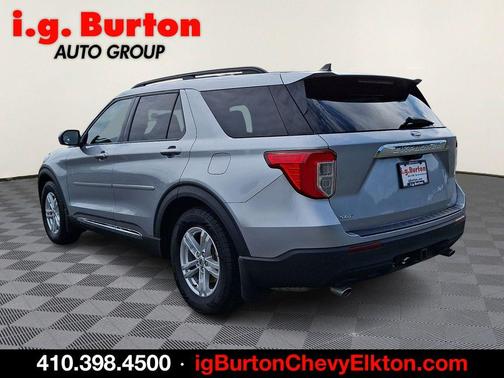 Silver Metallic 2022 Ford Explorer XLT