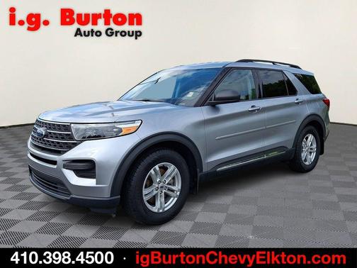 Silver Metallic 2022 Ford Explorer XLT