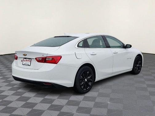 Summit White 2023 Chevrolet Malibu LT