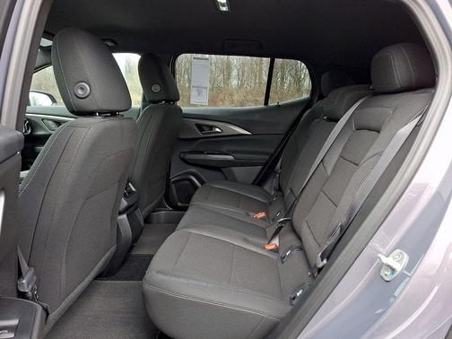 2026 Chevrolet Equinox EV LT 1