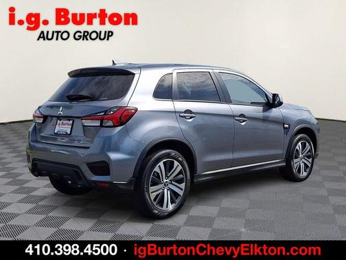 Silver Alloy 2024 Mitsubishi Outlander Sport 2.0 LE