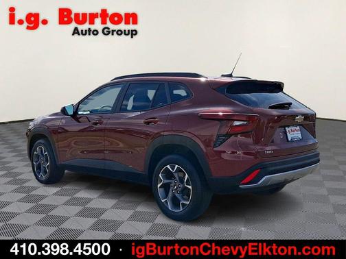Crimson 2024 Chevrolet Trax LT