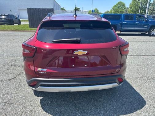 Crimson 2024 Chevrolet Trax LT