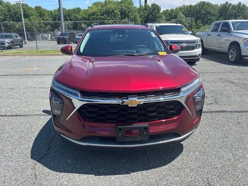 Crimson 2024 Chevrolet Trax LT