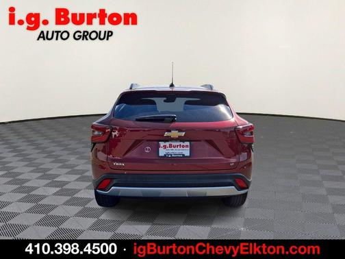 Crimson 2024 Chevrolet Trax LT