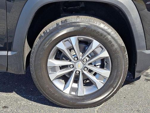Black Metallic 2026 Chevrolet Equinox LT