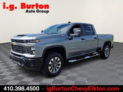 Sterling Gray Metallic 2026 Chevrolet Silverado 2500 Custom