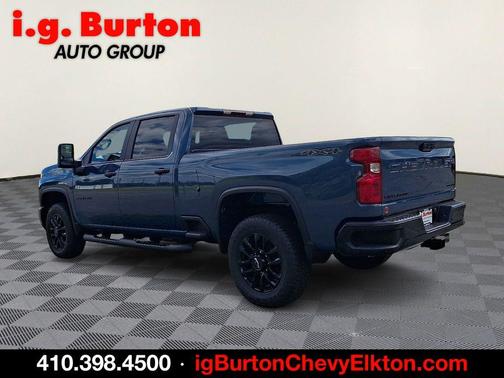Lakeshore Blue 2026 Chevrolet Silverado 2500 Custom