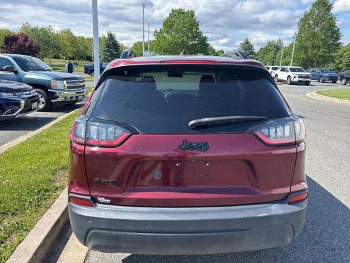 Velvet Red Pearlcoat 2020 Jeep Cherokee Latitude Plus