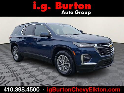 Blue Metallic 2023 Chevrolet Traverse LT Cloth
