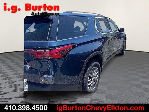 Blue Metallic 2023 Chevrolet Traverse LT Cloth