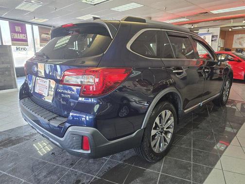 2018 Subaru Outback 3.6R Touring