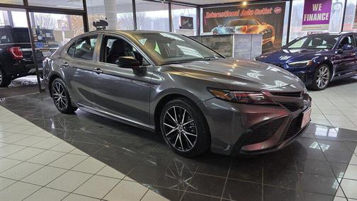 2023 Toyota Camry SE