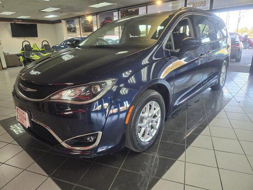 2020 Chrysler Pacifica Touring L