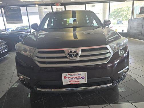 2013 Toyota Highlander SE
