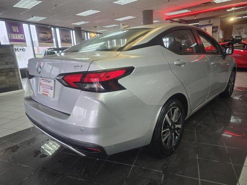 2025 Nissan Versa 1.6 SV