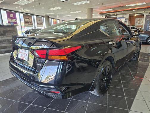 2020 Nissan Altima 2.5 SV