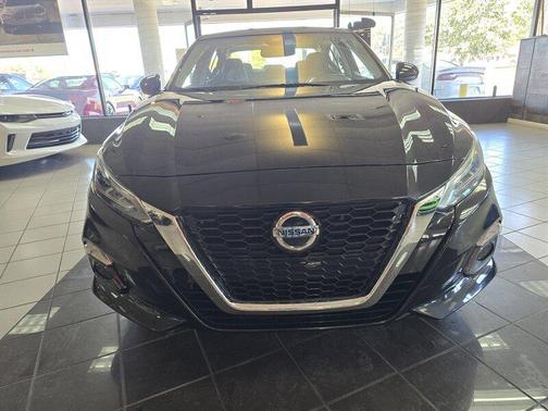 2020 Nissan Altima 2.5 SV