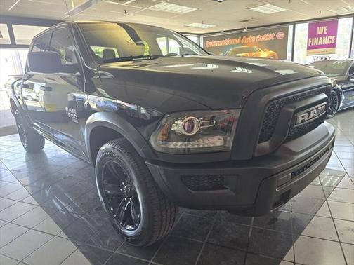 2024 RAM 1500 Classic Warlock Crew Cab 4x4 5'7' Box
