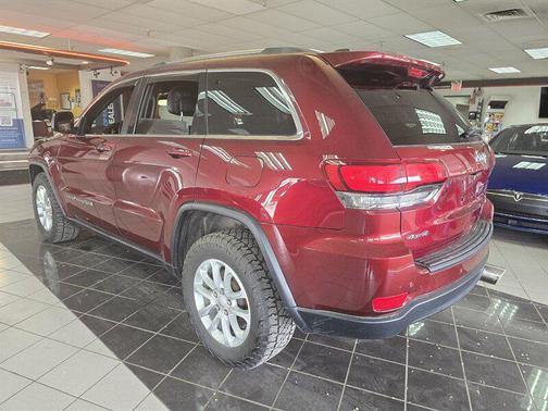 2021 Jeep Grand Cherokee Laredo