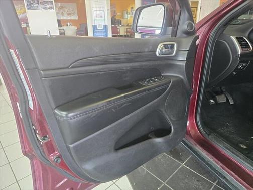 2021 Jeep Grand Cherokee Laredo