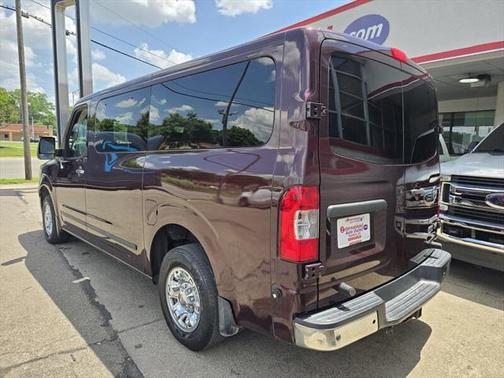 2013 Nissan NV Passenger NV3500 HD S V6
