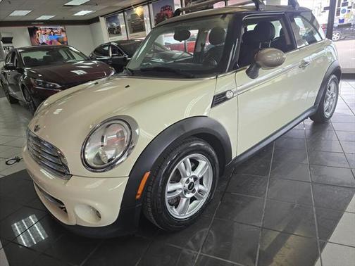 2013 MINI Hardtop Cooper