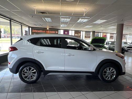 2018 Hyundai TUCSON SEL