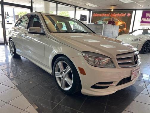 2011 Mercedes-Benz C-Class C 300 4MATIC Luxury
