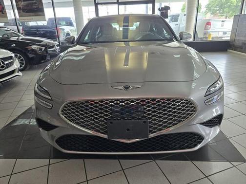 2025 Genesis G70 2.5T RWD
